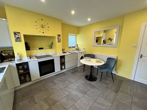 Photo 9- click for photo gallery